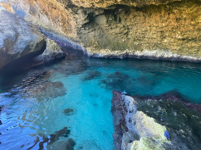 Hidden cave pool 